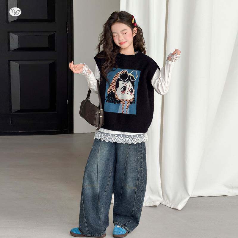 商场品牌女童毛线马甲套装2026春新款卡通女孩背心烫钻牛仔裤三件