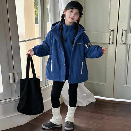 专柜品牌女童连帽加厚外套棉衣秋冬装中大童冬季保暖防风户外三合