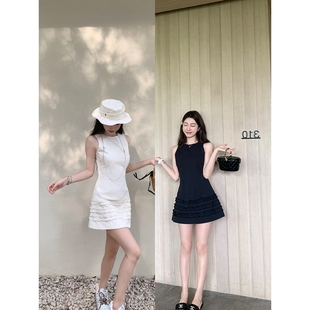 连衣裙富家千金风木耳边无袖背心裙女夏miu系短款修身收腰小黑裙