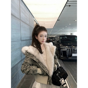 外套上衣 甜酷风连帽保暖棉服短款 2025新款 豹纹大毛领派克服女冬季