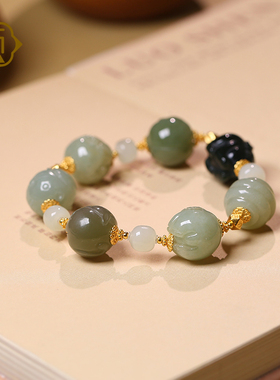 顽石灵 收藏级和田玉多宝精工雕刻生肖款S925银设计手串W1-363