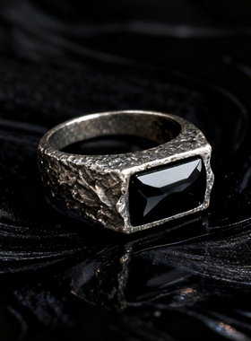 暗涌Undercurrent  墨翠马鞍戒指原创设计款 老五翡翠