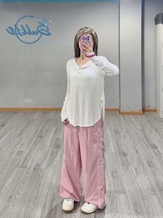 美美的废物 慵懒风薄款宽松长袖T恤V领防晒氛围感罩衫跳舞上衣女