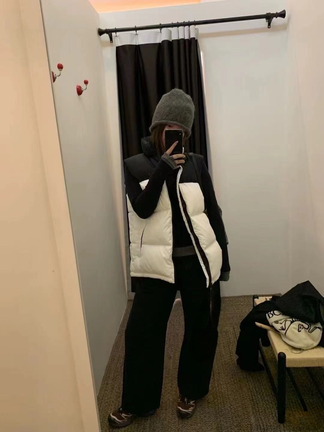 鹅绒女士羽绒马甲背心立领短款加厚保暖坎肩外套冬季