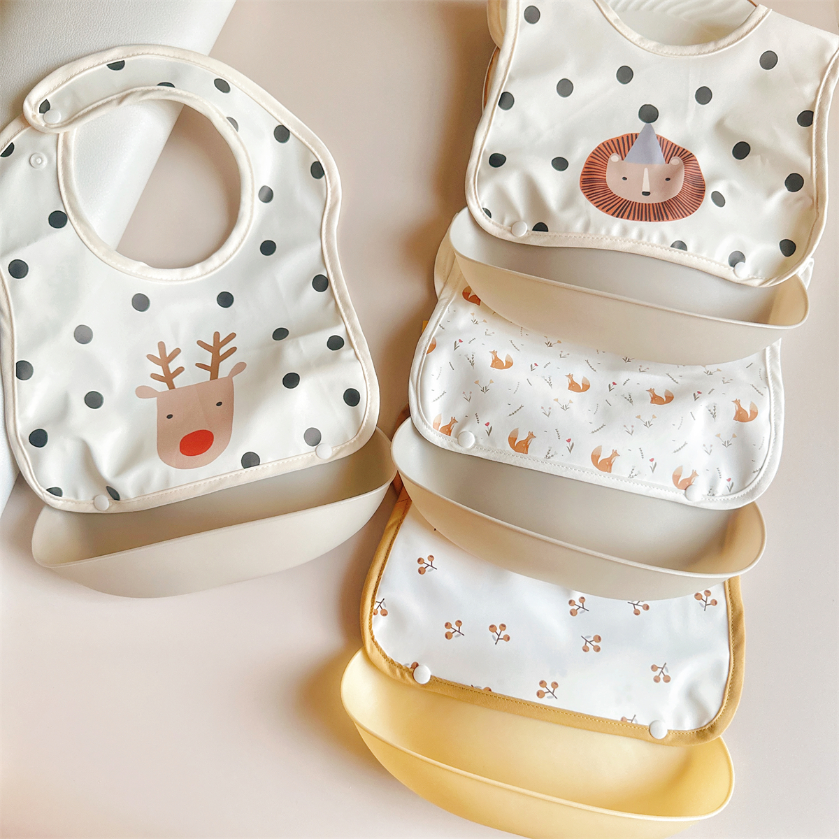 可拆卸韓國防水食飯兜輔食飯兜