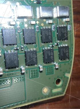 议价机 STL105N4LF7AG 单N沟道 DFN5X6