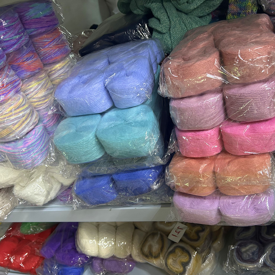 天选毛线盒毛线团大桶毛线深色浅色羊毛线宝宝线雪尼尔牛奶棉随机,服饰配件/皮带/帽子/围巾,毛线,淘宝优惠券,粉丝福利购,淘宝优惠卷