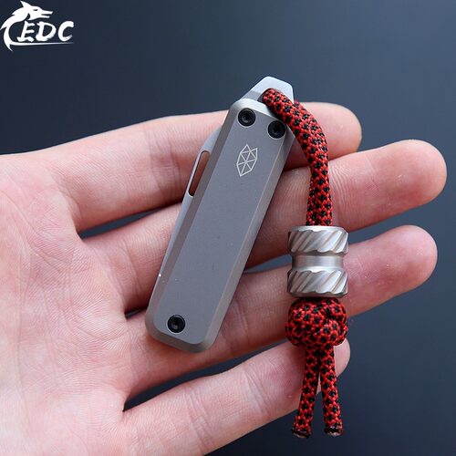 詹姆斯钛合金钥匙刀折叠小刀