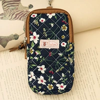 Код Freesia XL на черном фоне