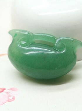 绿色东陵玉钱袋子平安锁送女友