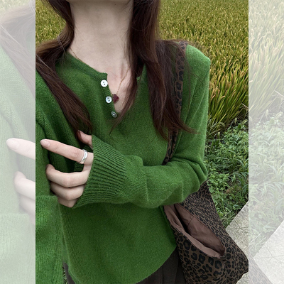 韩系绿色软糯v领正肩长袖