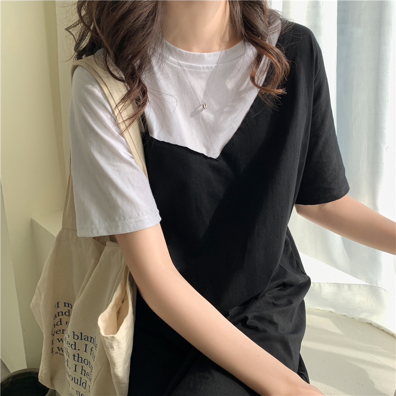 Real photo 2021 summer vacation two pieces temperament dress women's summer French small T-shirt skirt