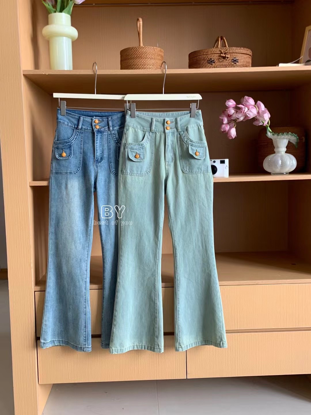 枝冉卷法式复古浅蓝微喇牛仔裤女春夏高腰显瘦直筒喇叭裤子小个子