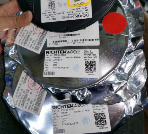 RT9193-30GB RT9193-30PB SOT23-5 300MA高速CMOS LDO稳压IC 实拍