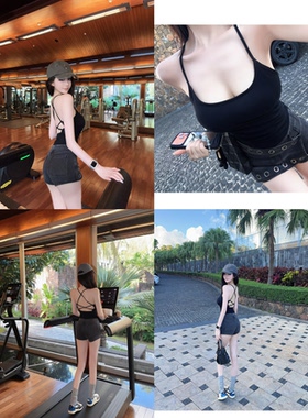 Eva君君酱辣妹性感挂脖带胸垫交叉露背心吊带女弹力显瘦美背上衣