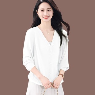 桑蠶絲薄款 女夏季 新款 外搭冰絲針織外套防曬衣 披肩配裙子蝙蝠開衫