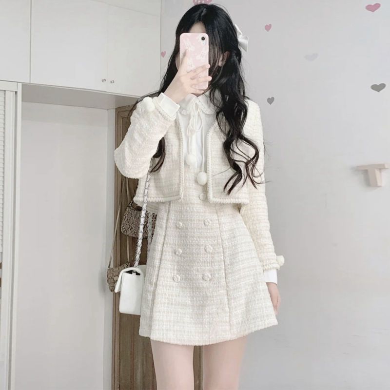 2023年春秋新款设计感甜美显瘦小香风短外套加假两件连衣裙套装女