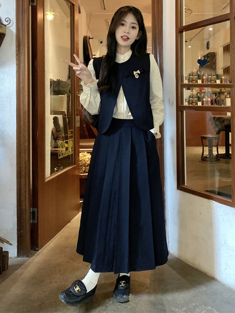 时尚学院风套装女2023年秋季新款高级感马甲衬衫半身裙两件套ins