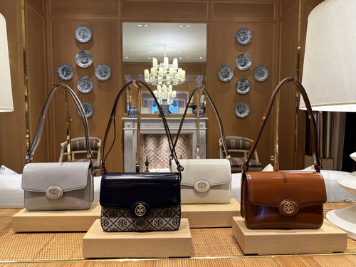 TORYBURCH女包豆腐包中号斜挎包