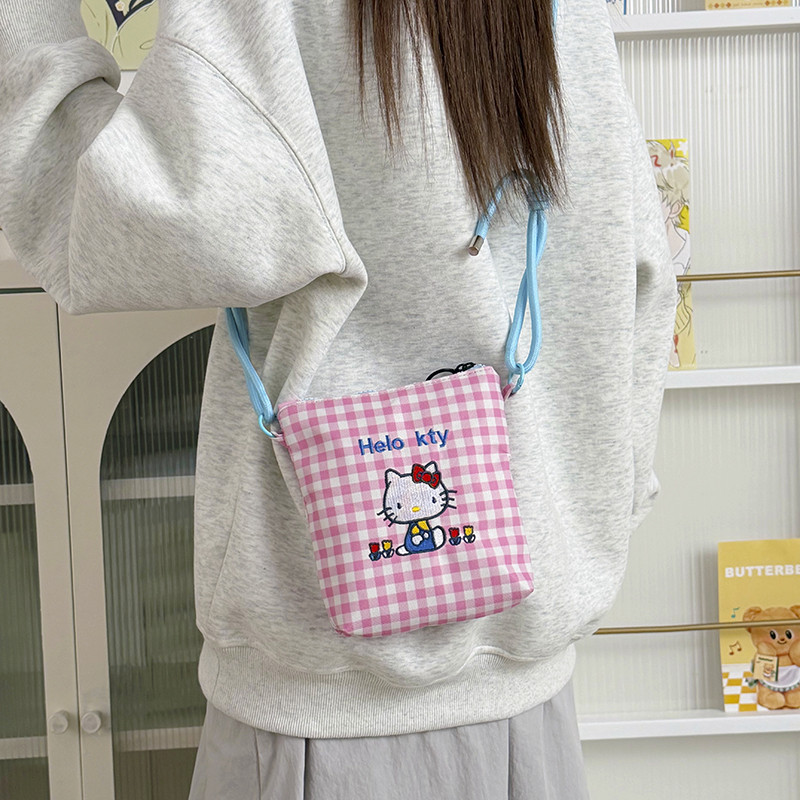 HelloKitty卡通手机包女小巧轻便2026新款斜挎包迷你格子帆布小包