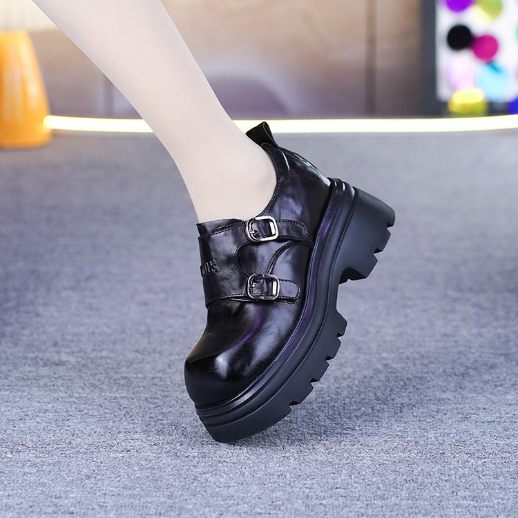 真皮厚底乐福鞋女春秋新款头层牛皮漆皮亮面粗跟魔术贴深口单鞋,女鞋,深口单鞋,淘宝优惠券,粉丝福利购,淘宝优惠卷