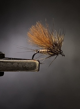 y124北京飞钓马口溪哥鳟鱼蜉蝣石蚕蛾路亚飞蝇钩毛毛虫