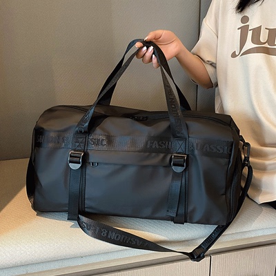 菇八八健身包男手提旅行包