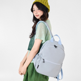小型双肩包女简约休闲轻便高颜值学生书包运动户外旅行收纳背包女