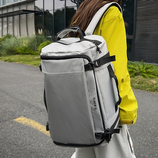 旅行包大容量户外运动登山包轻便出差电脑背包双肩包旅游书包男女