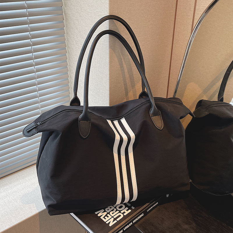 短途外出手提包女2025新款大容量通勤旅行包轻便收纳包旅游行李包