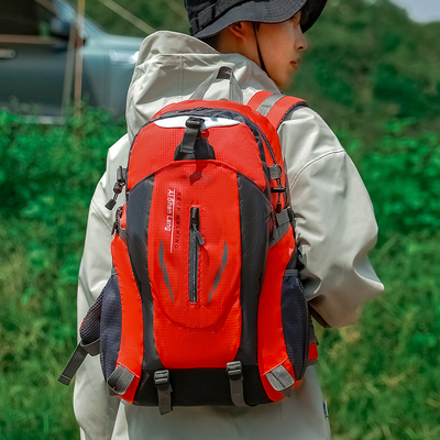 户外运动登山包40L大容量轻便旅游背包男女双肩包骑行电脑书包女