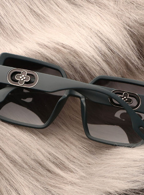 测试推荐美帕尼遮阳方时尚女显瘦