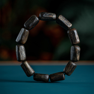 国香海南绿奇楠沉香手串九分沉水乌身白棋楠随型桶珠木手链女男款
