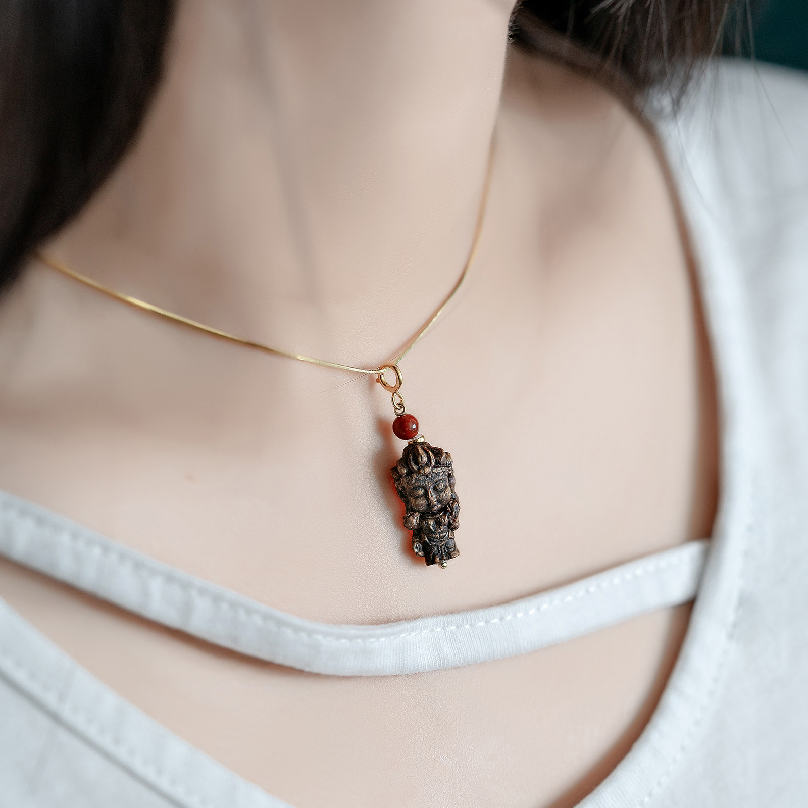 天然越南芽庄白奇楠沉香项链吊坠沉水级老料棋楠雕刻绿度母小挂件