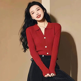 独特超好看上衣奶呼呼软糯设计感红色针织开衫毛衣秋冬女装小个子