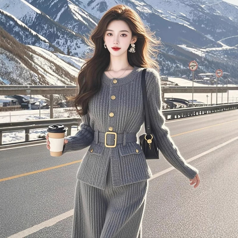 2025秋独特绝美高级感气质显瘦针织外套裤子套装女一整套初冬穿