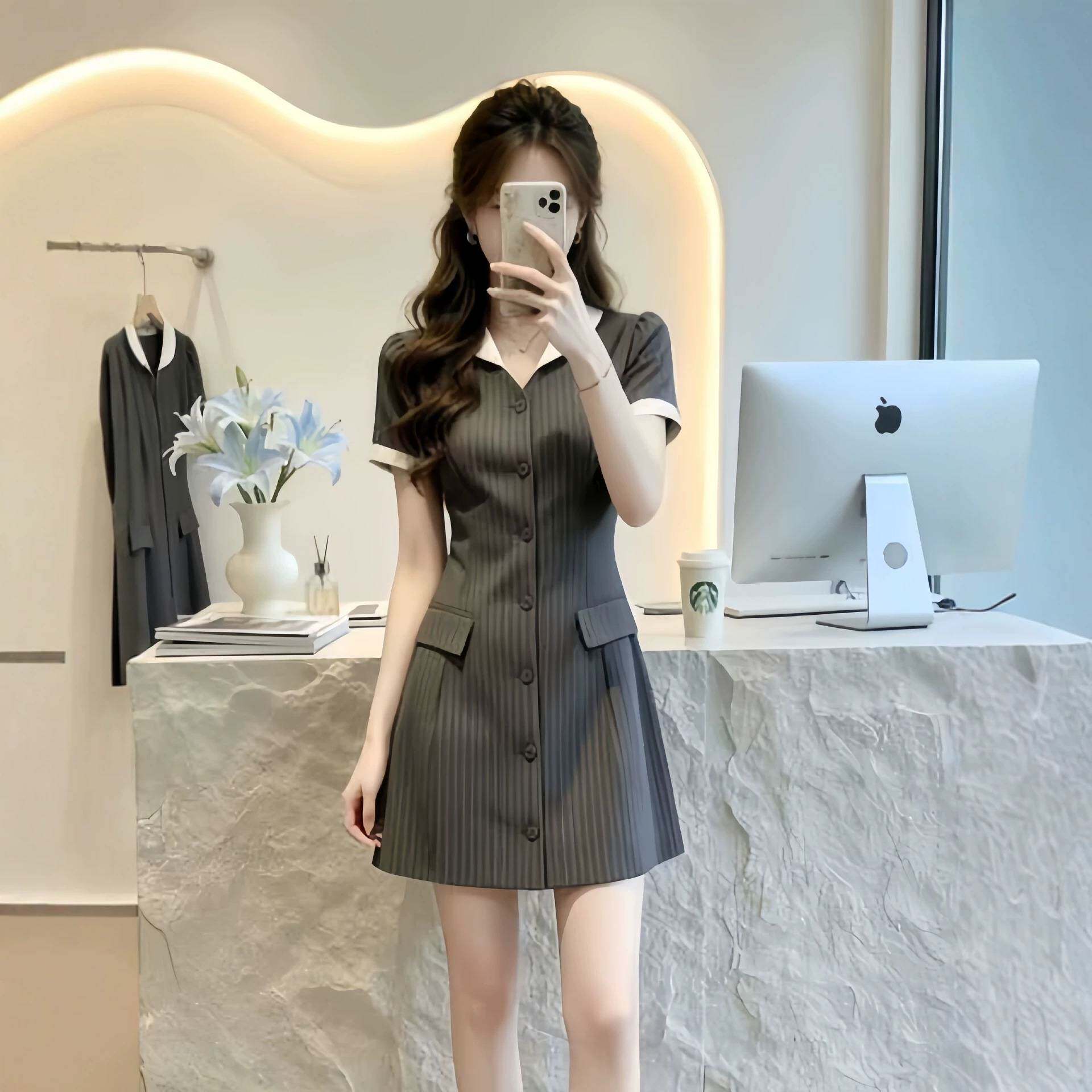 2026夏季网红新款职业通勤连衣裙女气质条纹拼接假两件显瘦西服裙