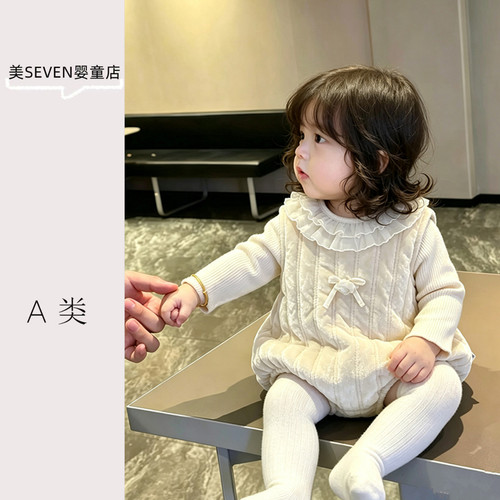 秋冬加绒女宝宝纱领花朵哈衣两件