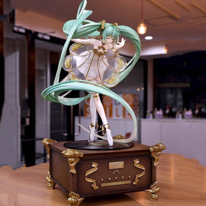 初音未来交响乐模型摆件礼物