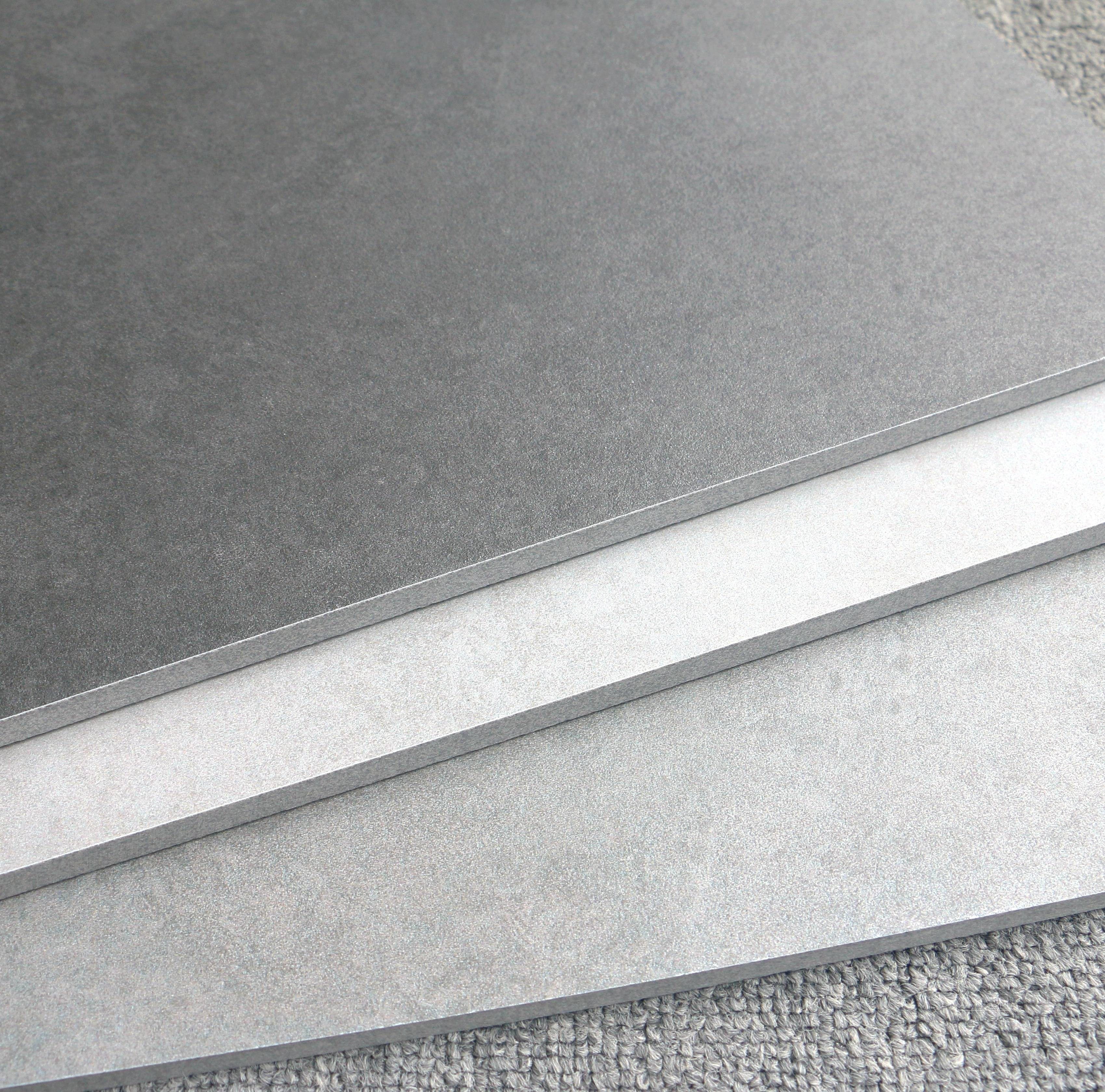 通体灰色水泥砖300x600餐厅墙砖瓷砖微水泥仿古砖商场防滑地板砖