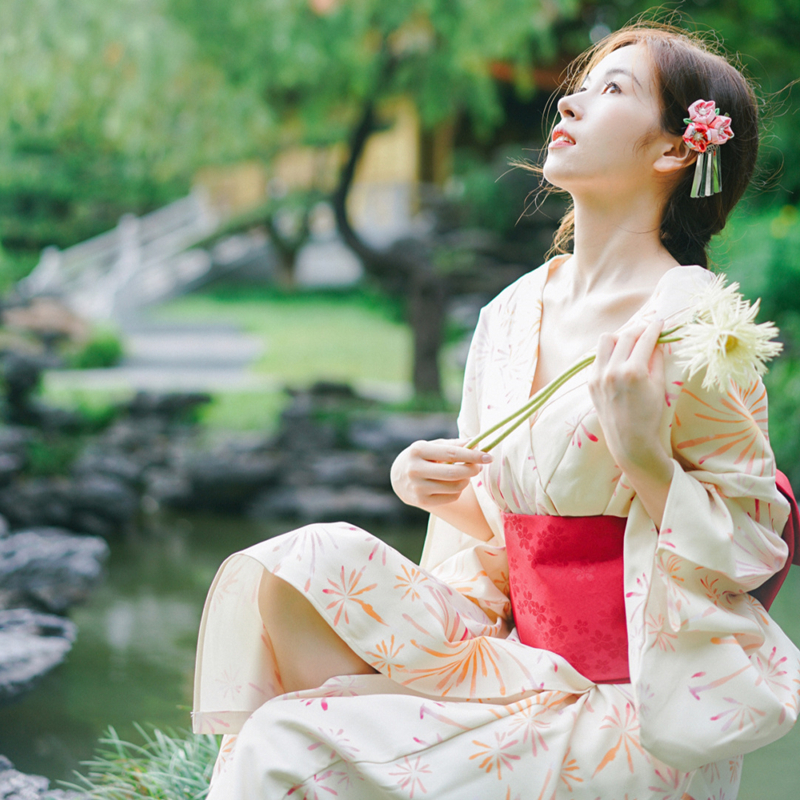 神明少女和服女正装传统改良中国风日式个人写真摄影拍照片连衣裙