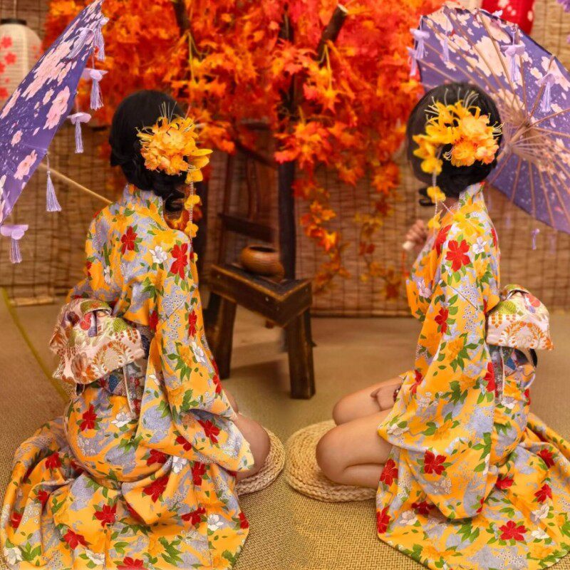 神明少女室内布景写真服装