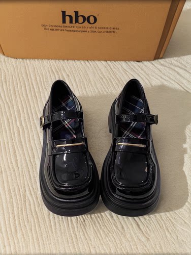 厚底JK玛丽珍小皮鞋女漆皮2025年春秋复古学院风配裙子乐福单鞋子