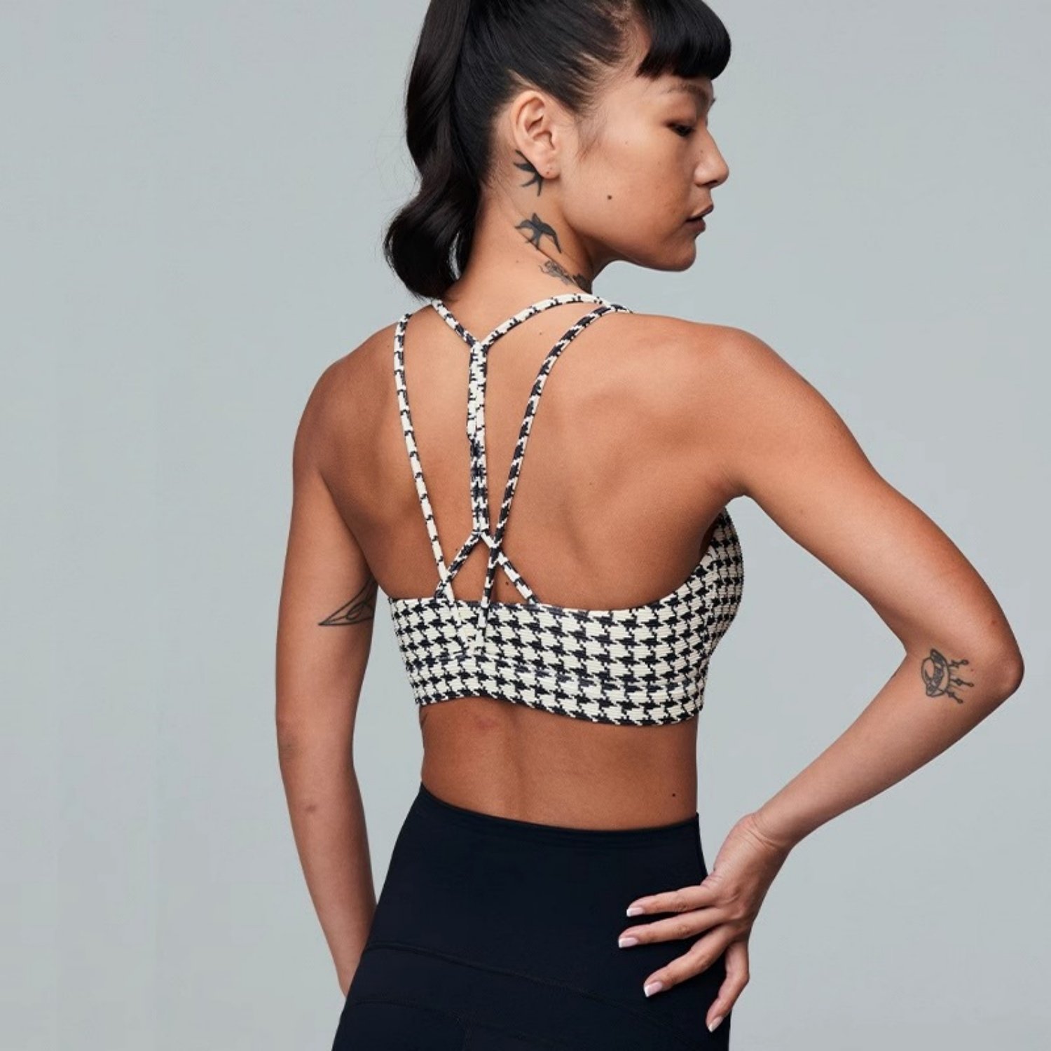 千鸟格印花瑜伽服聚拢防震运动内衣性感交叉吊带美背文胸带胸垫弹,运动服/休闲服装,运动文胸,淘宝优惠券,粉丝福利购,淘宝优惠卷