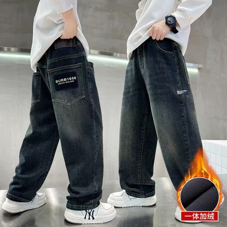 男童宽松弯刀牛仔裤秋冬款