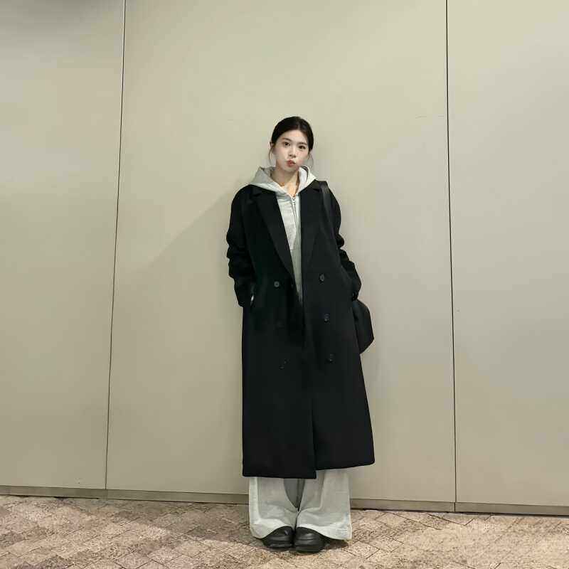 黑色毛呢外套女2025新款秋冬季高级感小个子中长款赫本风呢子大衣