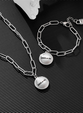 U50欧美简约圆牌刻字母男女项链女款小众设计感高级轻奢精致手饰
