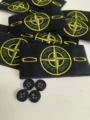 1 Classic Armband + 2 Buttons (Buttons Need to Be Hand-Sewn)