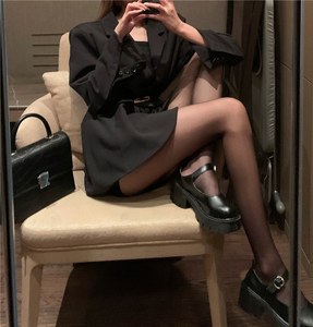 黑丝袜女秋季打底连裤袜网红薄款性感露肉加长不勾丝纯色菠萝袜子