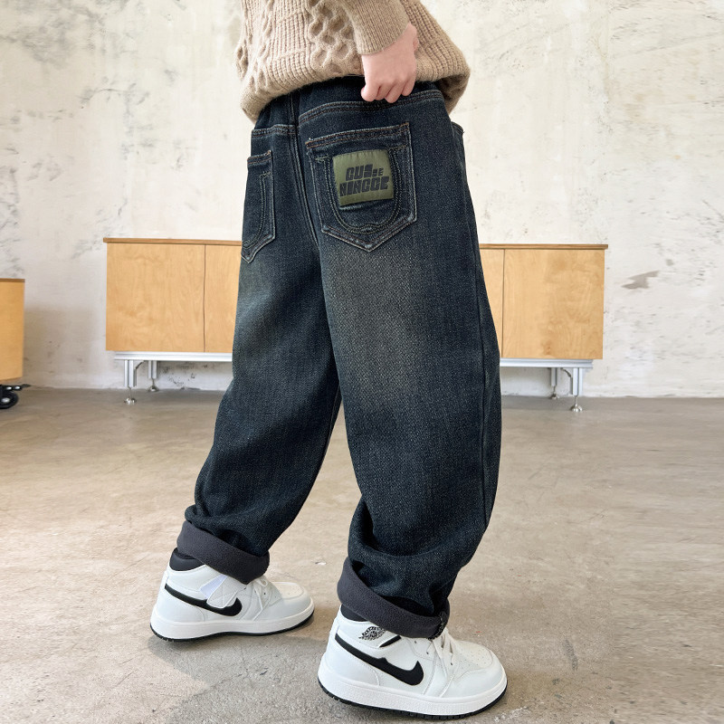 断码特价男童牛仔裤2026新款春秋冬季中大童一体加绒男孩长裤子